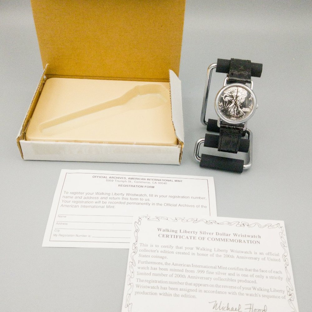 Vintage Walking Liberty .999 Sterling Silver Dollar Limited Edition Coin Watch